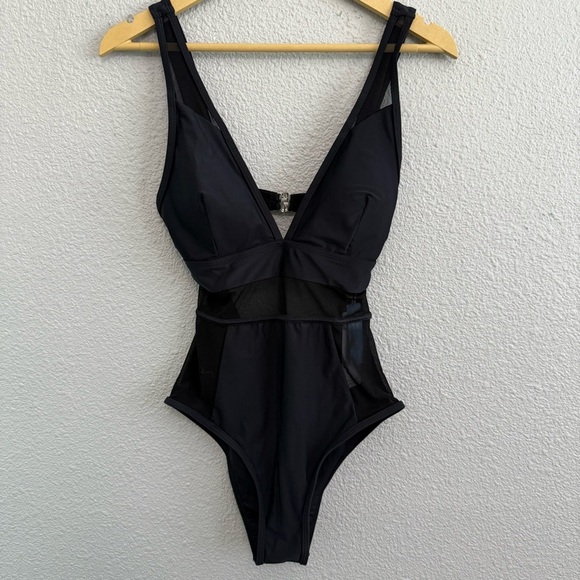 NWT Cupshe Sexy Lady Mesh One Piece Swimsuit Size‎ Small - Picture 3 of 9